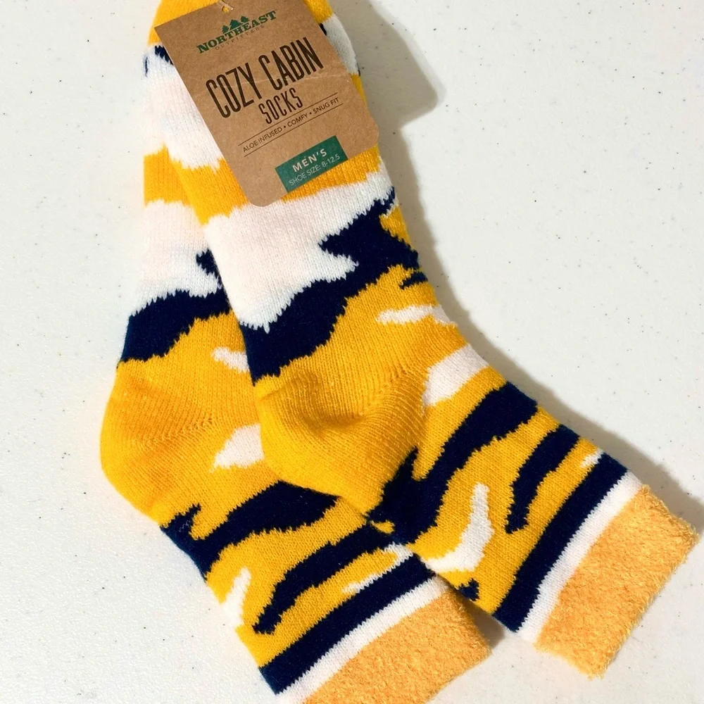 Northeast Outfitters Men’s Cozy Cabin Crew Socks LG Aloe Infused NWT